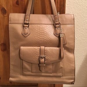 Coach Charlie tote python embossed- tan